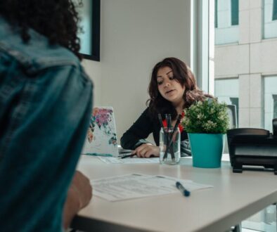 Praktyczny przewodnik po alternatywnych formach zatrudnienia- czym różnią się od siebie mianowanie, powołanie i wybór